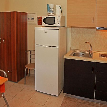 Dionysus Apartments & Suites Ierissós Bilik gambar